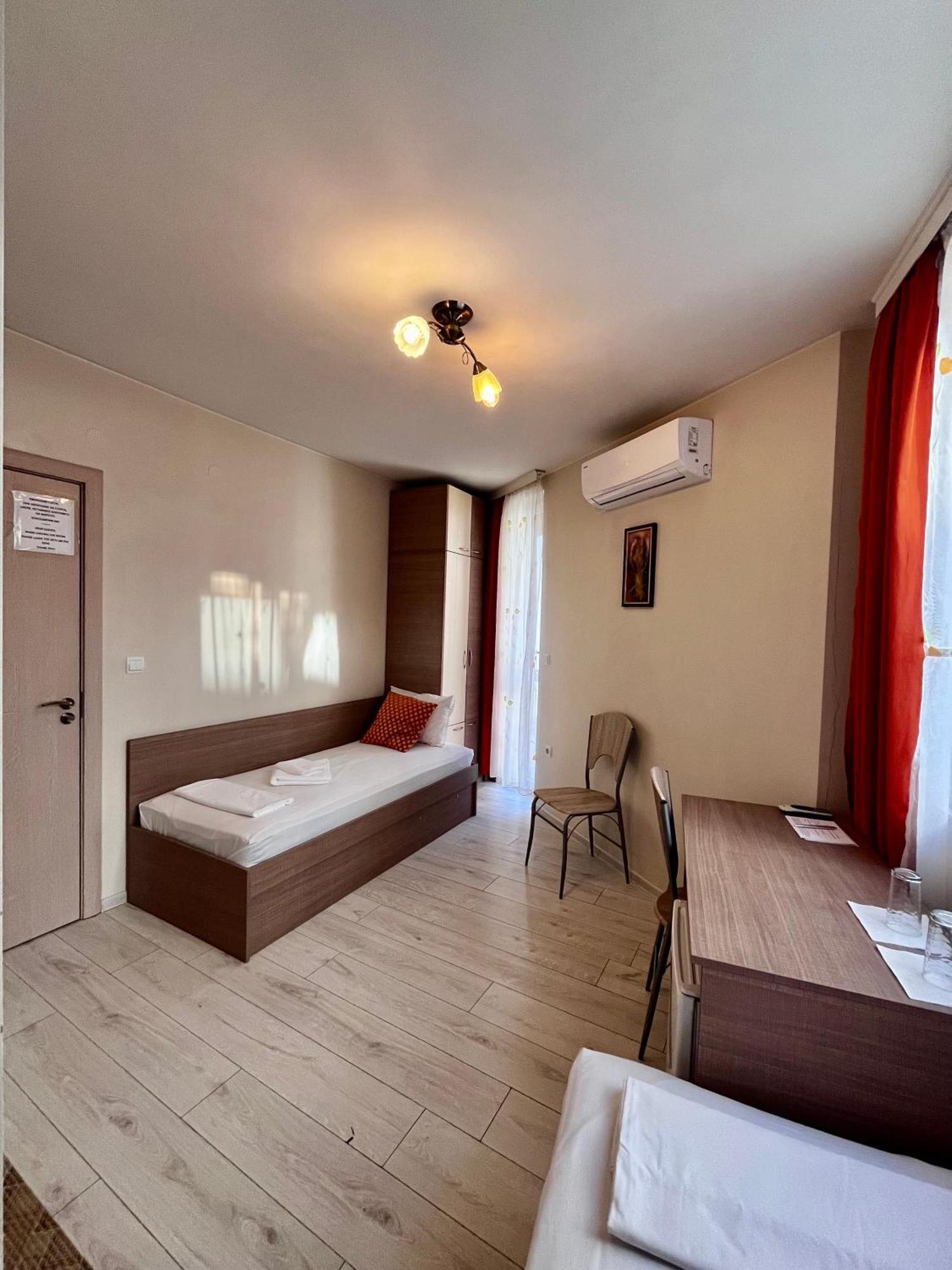 Хостел Атлас - Hostel Atlas Благоэвгард Экстерьер фото