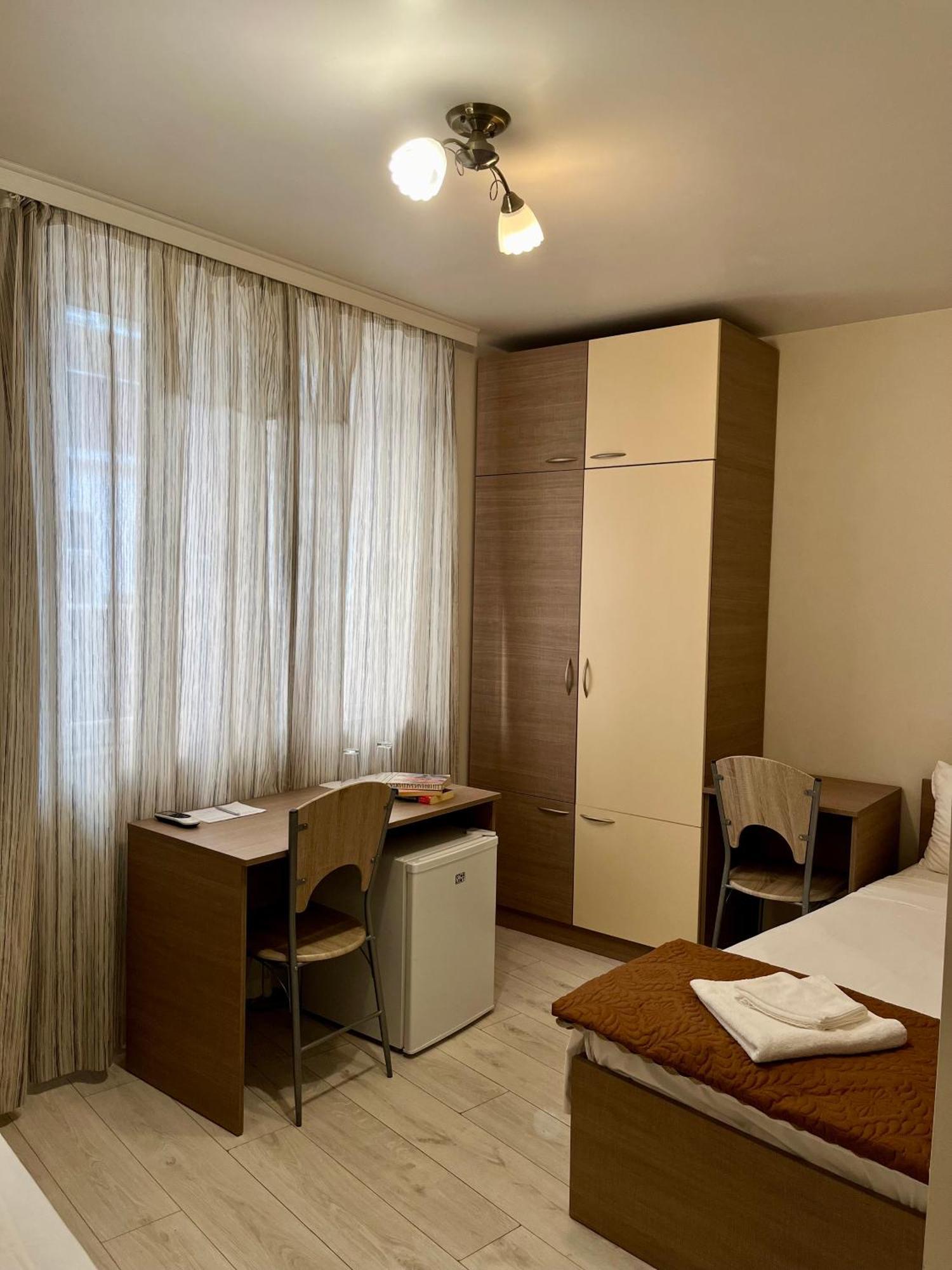 Хостел Атлас - Hostel Atlas Благоэвгард Экстерьер фото